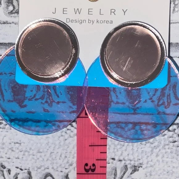 New Earrings- Last But Not Least Cute, Plastic, Shimmering, Lightweight and FUN - Picture 7 of 10